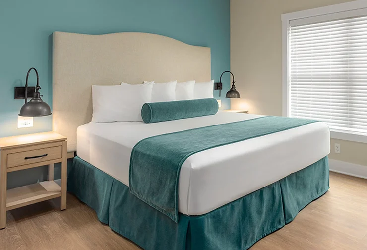 3-Bedroom Cottages Bedroom 1