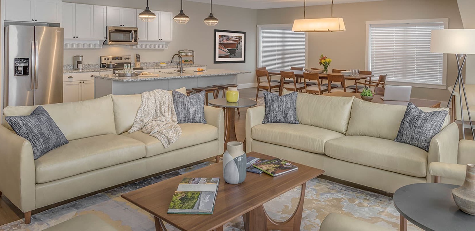 living room of the admirals apartment
